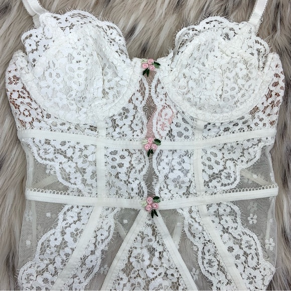 NWT For Love and Lemons X Victoria’s Secret VS Mia Lace Bodysuit Teddy Lingerie - Picture 6 of 16